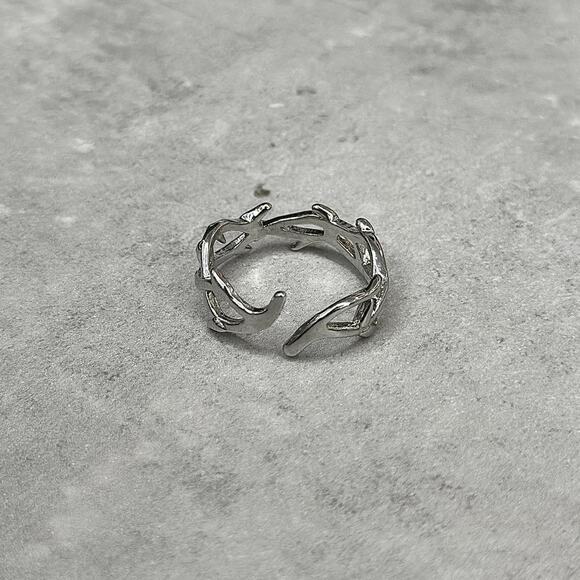 Silver barbed wire unique chrome WMNS2 - Picture 2 of 3